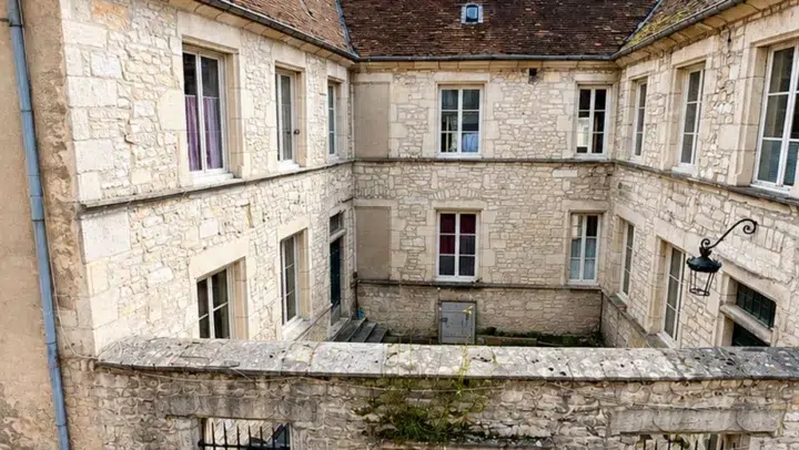 La Dole Ce Vita, Dole