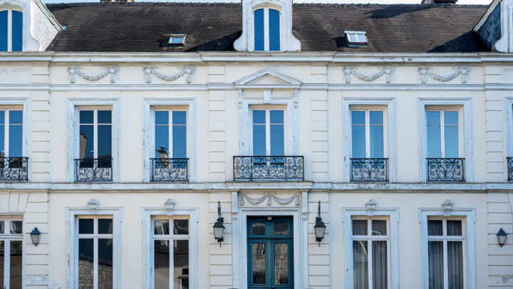 Hélianthe, Troyes